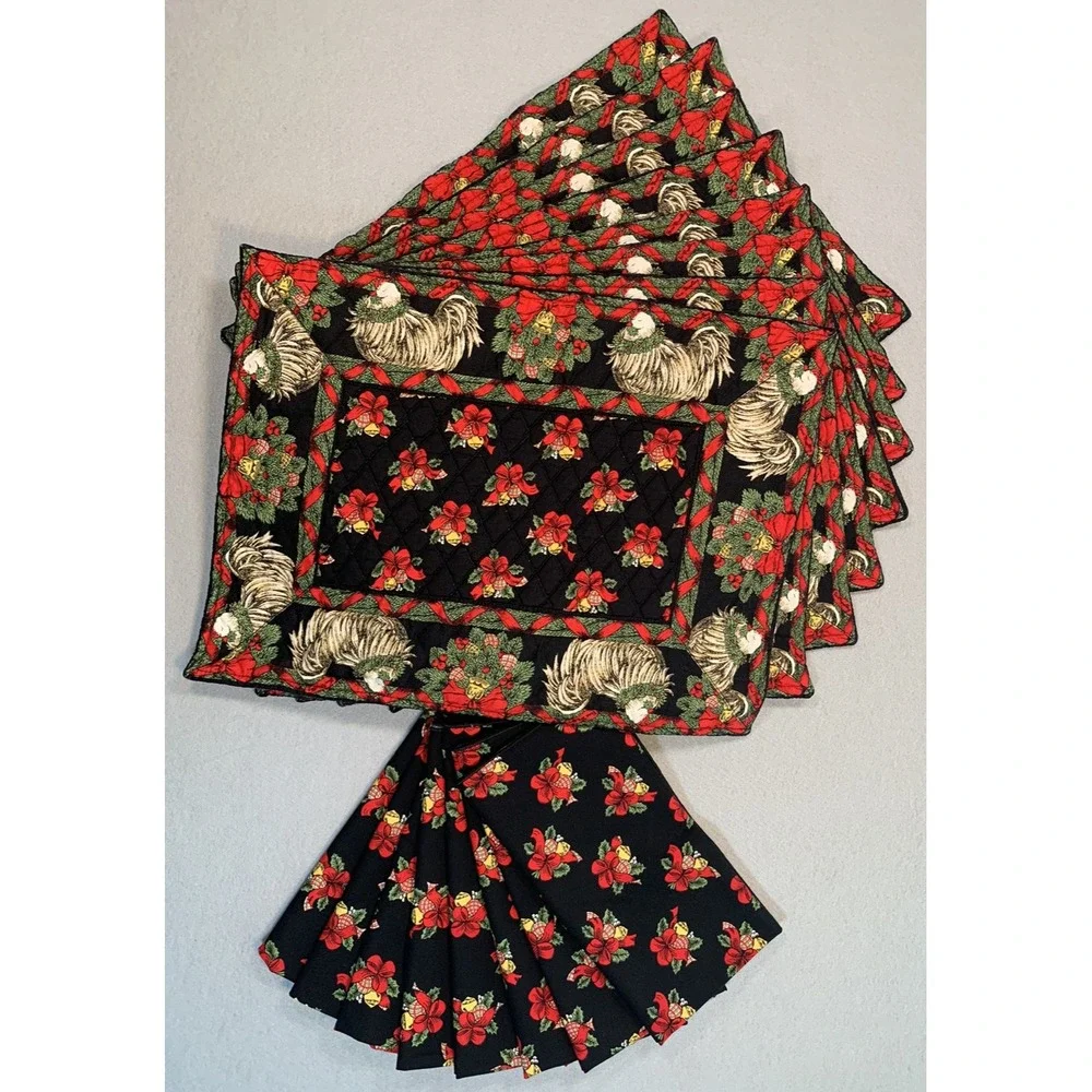 Vera Bradley Retired Christmas Holly Hen Reversible Set 8 Placemats & 8 Napkins